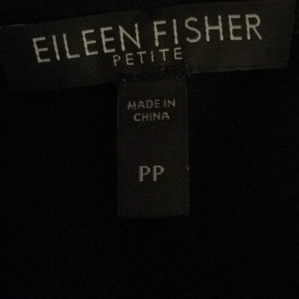 ๐ Eileen Fisher 100% silk black top - Picture 5 of 5